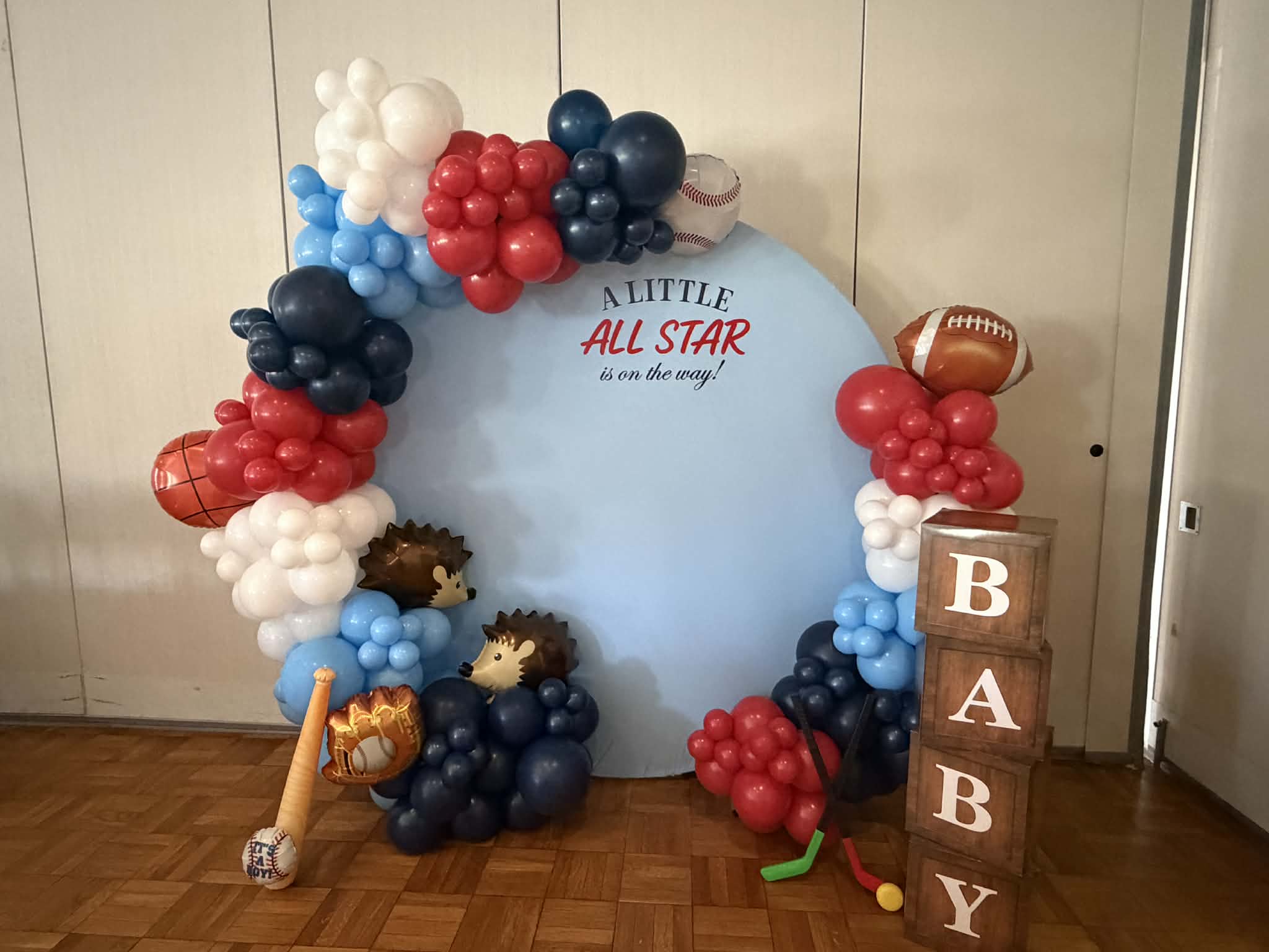 Round Arch Balloon Garland Display